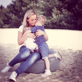 Broertje of zusje voorbereiden op komst baby