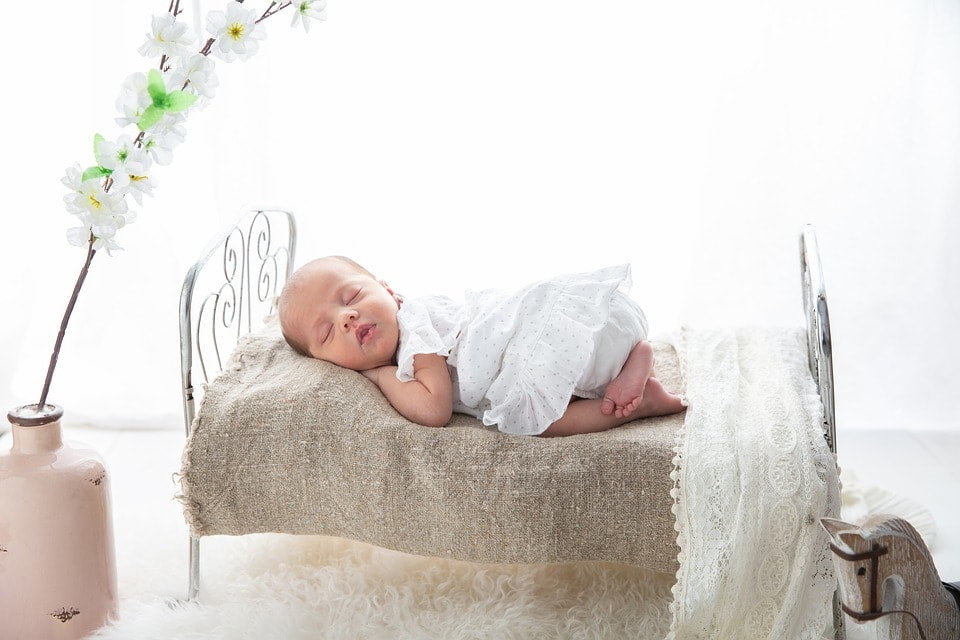 Buikslapen baby: wat moet je daarover weten?